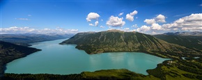 美丽喀纳斯湖