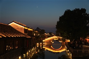 古镇夜色