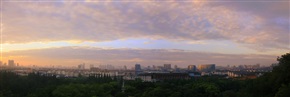 早霞映昆城