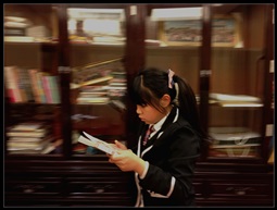 《图书馆常客》