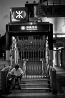 等待