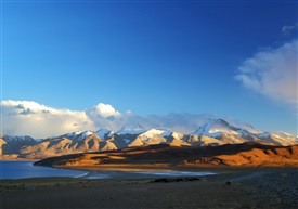 玛旁雍措的夕陽