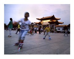 《轮滑少年》