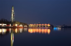 金鸡湖畔夜景