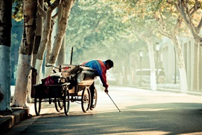 一丝不苟