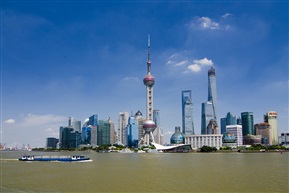 黄浦江畔
