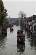 水巷游船