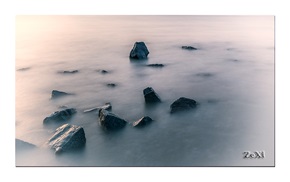 《慢门下的礁石》