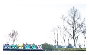 《逛公园》