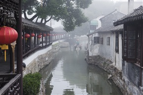 古镇水上保洁员