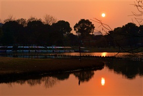 夕照亭林