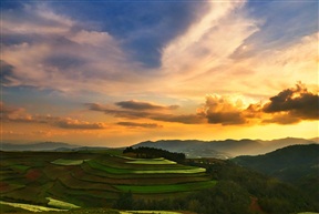 东川的晚霞