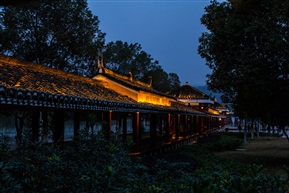 边城廊亭