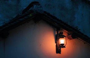 夜不再黑暗