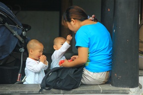 母子仨