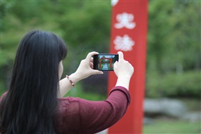 《拍中拍》