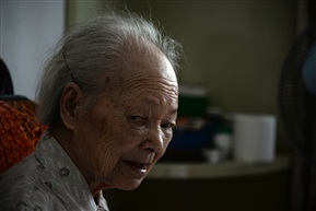 奶奶