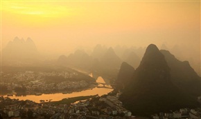 漓江的早晨
