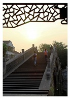 《上学路上》
