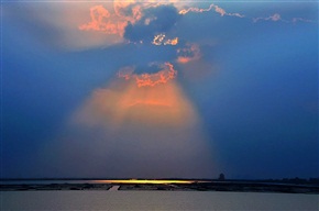 湖畔夕照