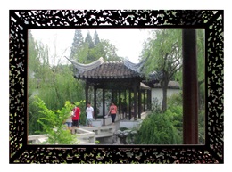 《窗外》