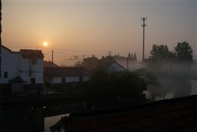 小村早晨