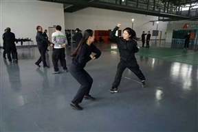 女汉子