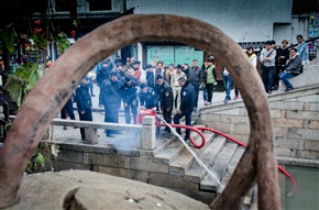 《维护设备常抓不懈》