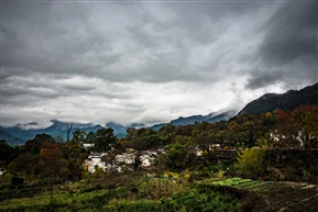 塔川之山雨欲来