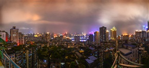 高层住宅窗外