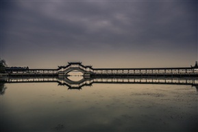 阴雨锦溪