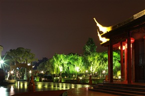 古寺夜景