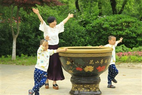 母子仨