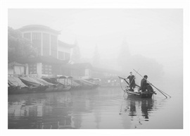 《独木小舟烟雨湿》