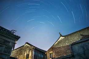千灯星夜