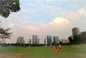 假日的黄昏
