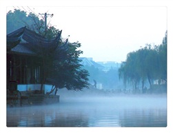 《水乡震雾》