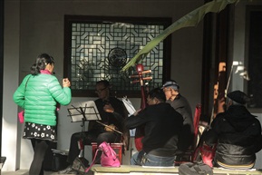 自娱自乐