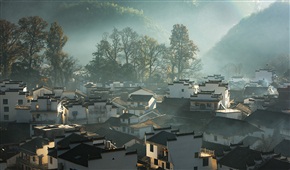 山村之晨