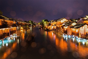 水乡夜色