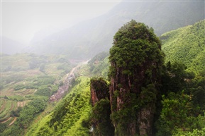 南尖岩