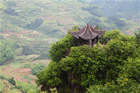 南尖岩上