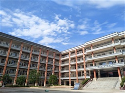 早晨的校园