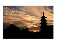 《古镇晚霞》