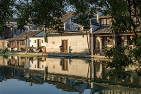 古镇早晨