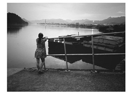 《 守  望 》