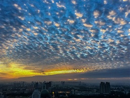 《观云识天》