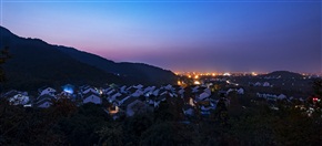 山村夜色