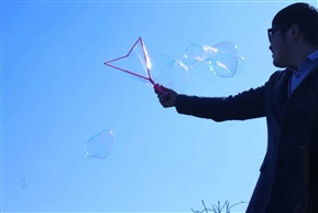 随风飘扬