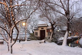 古镇初雪（3）